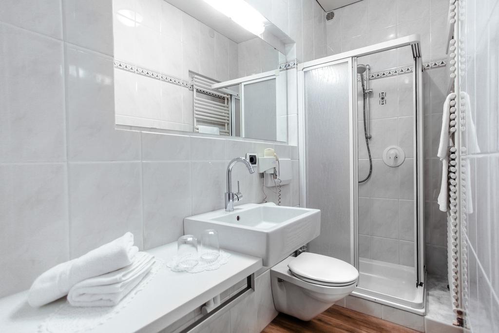 Hotel Weingarten Gargazzone Ngoại thất bức ảnh